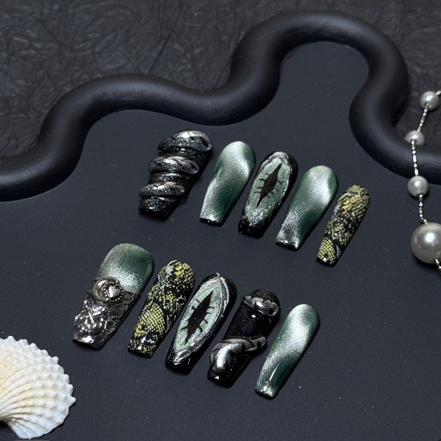 Viper's Gaze Gothic Green Cat-Eye Long Square Press-On Nails